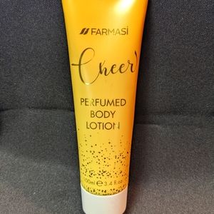 Farmasi body lotion (Cheers)